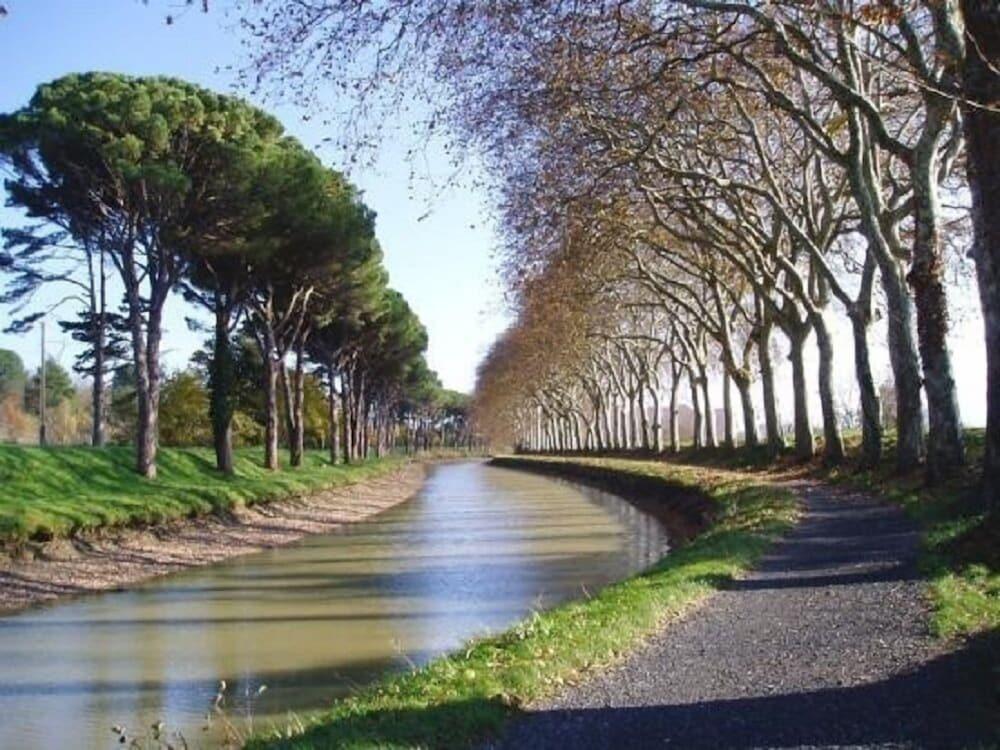 شامبر دوت نيبتون وود المنطقة الخارجية