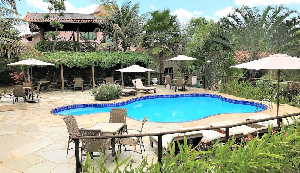 Pousada Flores do Cerrado Outdoor Pool
