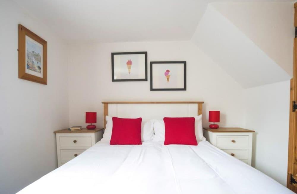 Abbey Place Net Loft Room