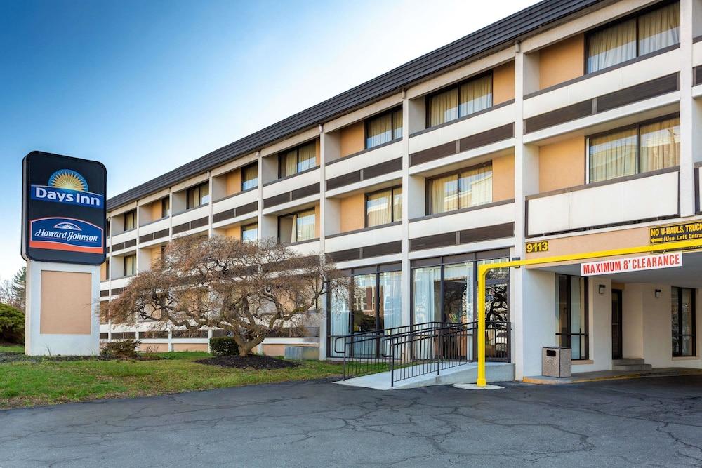 دايز إن باي ويندام كوليدج بارك المنطقة الخارجية