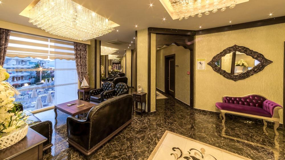 بيكولو دريم هوتل - شامامل جميع الخدمات - لبالغين فقط قاعة الاستقبال