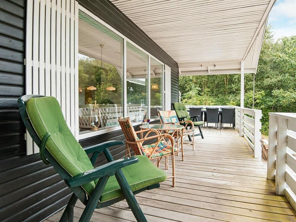 جورجاس هوليداي هوم إن سبوتروب ويذ روفد تيراس شرفة