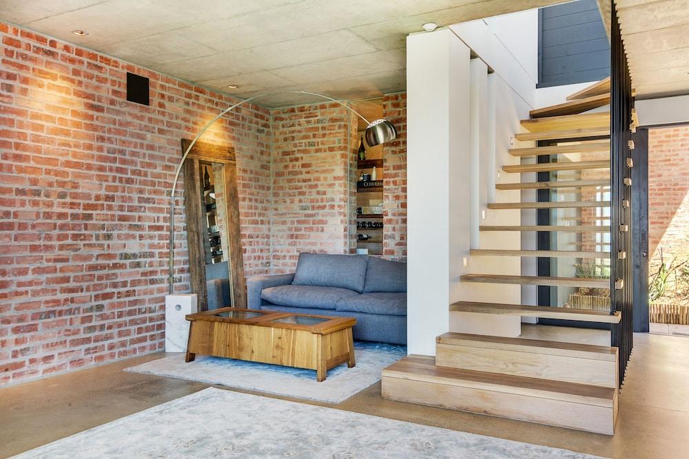 أبر جرين بوينت روس فيلا أخرى