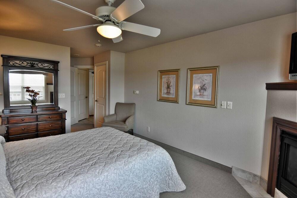 يونيت 317 تاجالونغ كوندو 3 بد روم كوندو باي ريدآونينغ غرفة