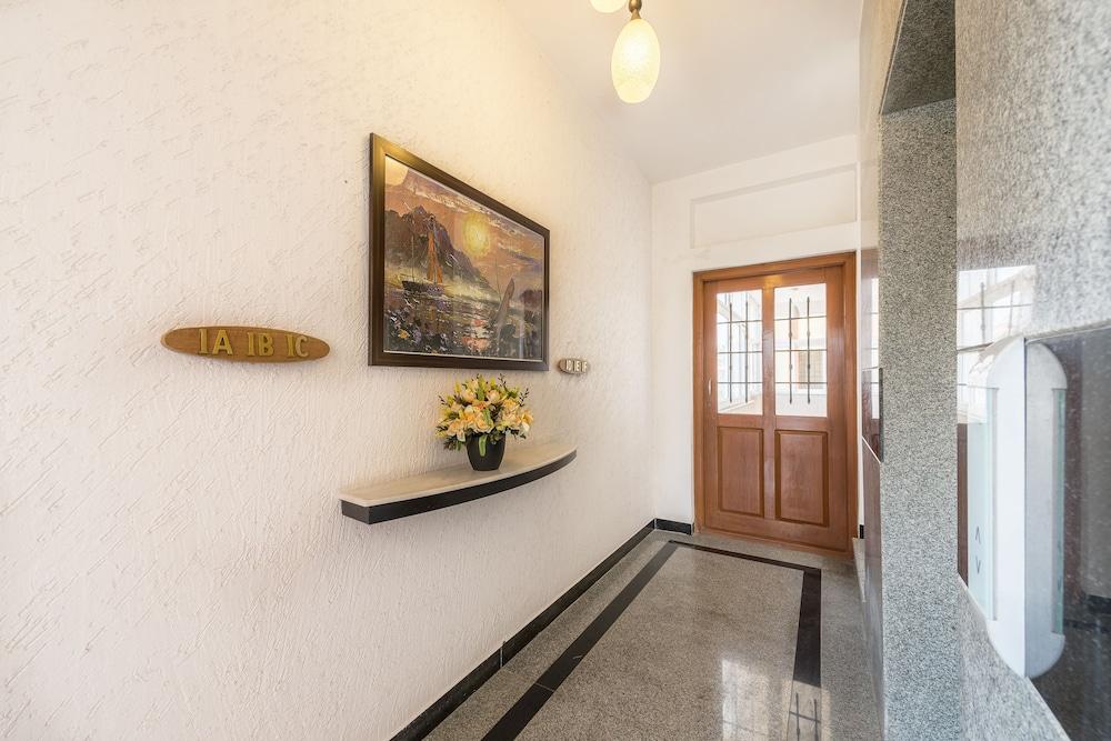 Treebo Abeliya Lobby Lounge