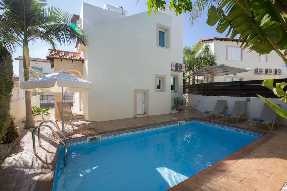 Katerina Villa 19 Outdoor Pool