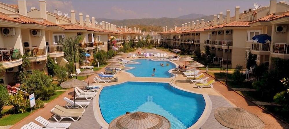 أكوا أبارتمنتس