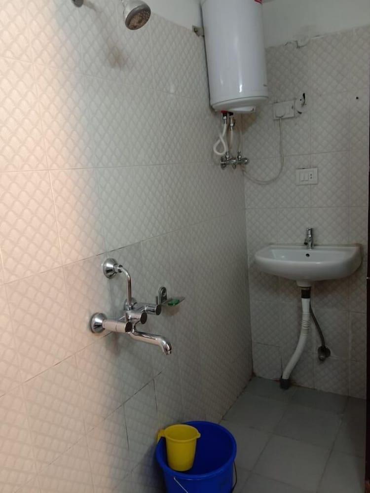 هوتل ثوينبا بونجي حمام
