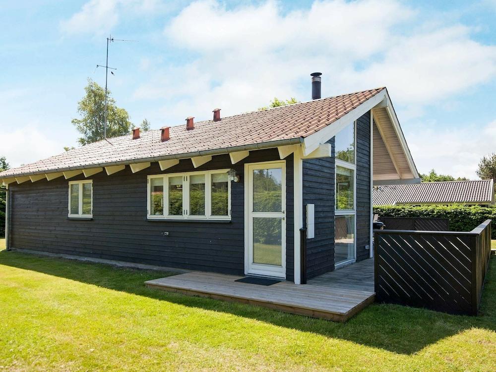 بيوتيفول هوليداي هوم إن جرينا ويذ سونا المنطقة الخارجية