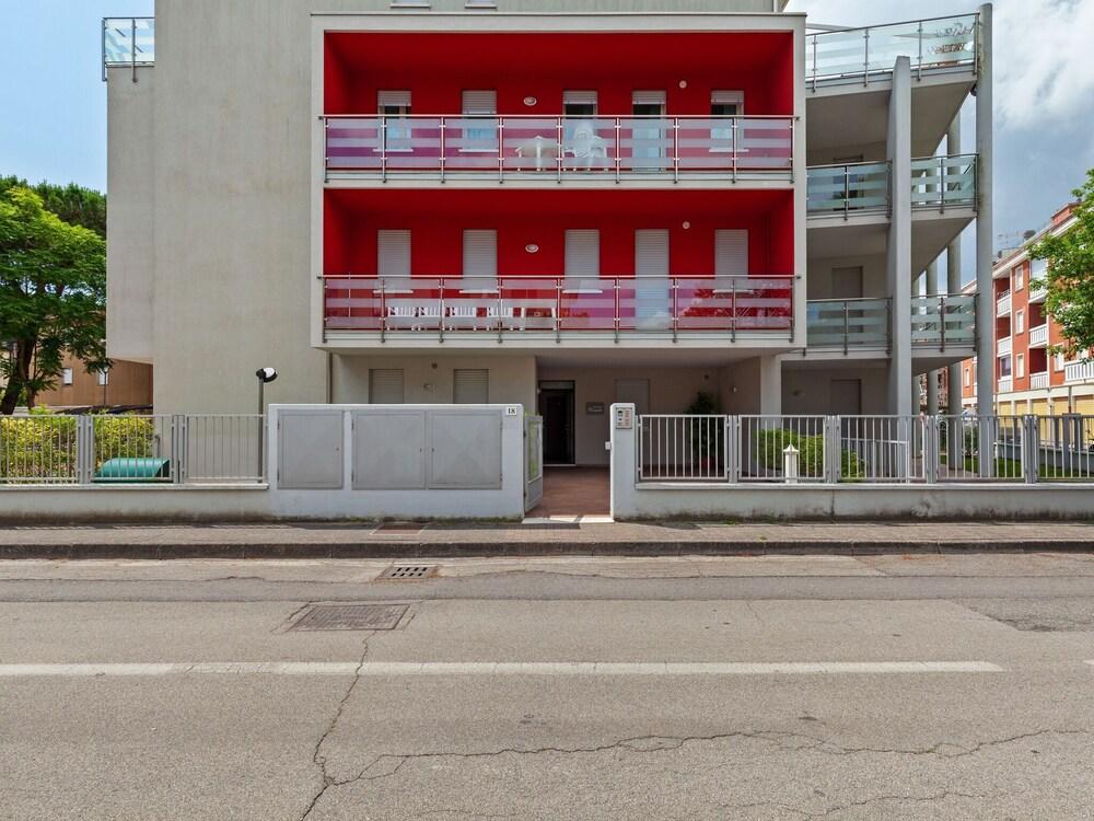 بيلفيلا باي أو واي ٔ نيإلي بي تراي المنطقة الخارجية