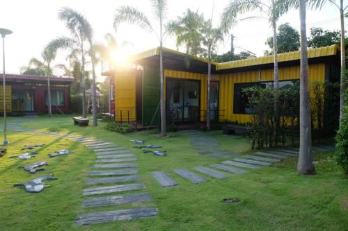 Beach Box at Pran Others