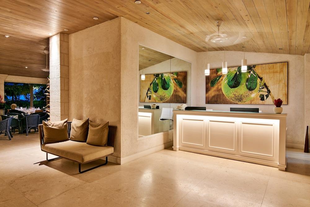 Calabash Hotel Reception