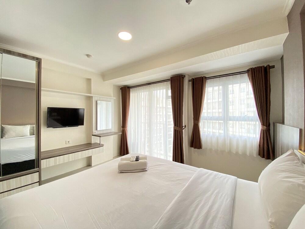 Enticing 1BR Apartment at Gateway Pasteur near Exit Toll Pasteur Exterior