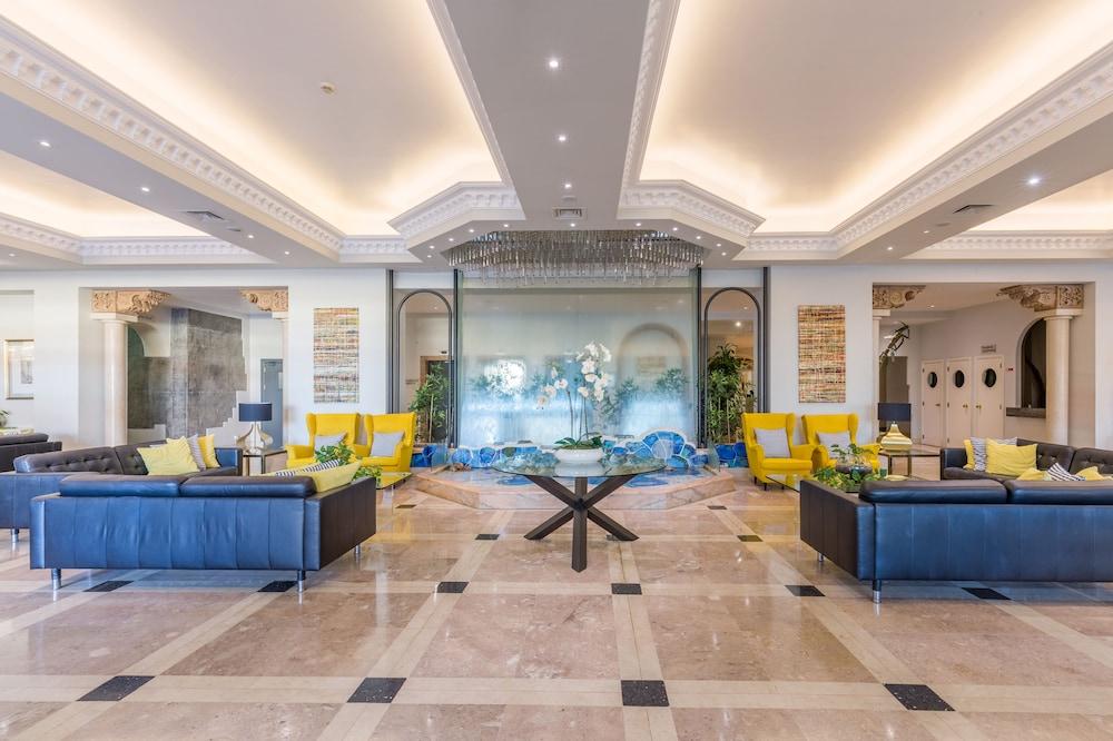 لونا هوتل دا أورا منطقة الانتظار في الردهة