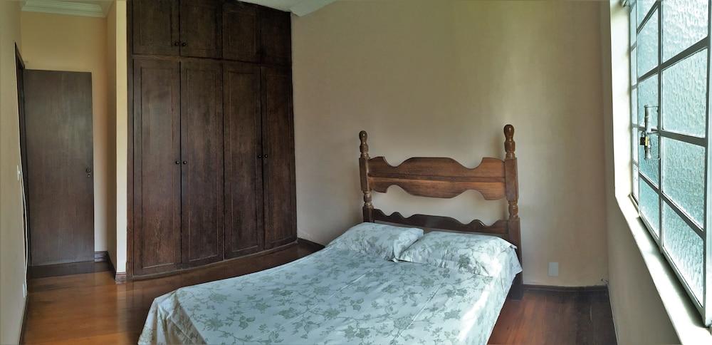 بيلو هوريزونت هوليداي هوم غرفة