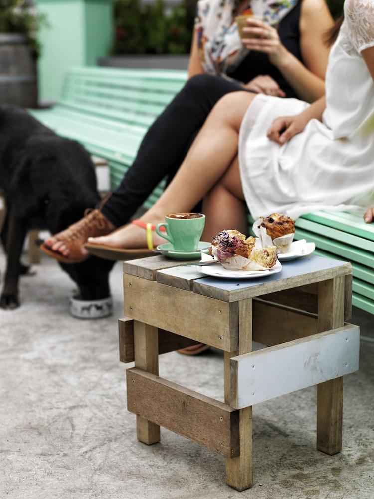 واتسونز باي بوتيك هوتل المنطقة الخارجية