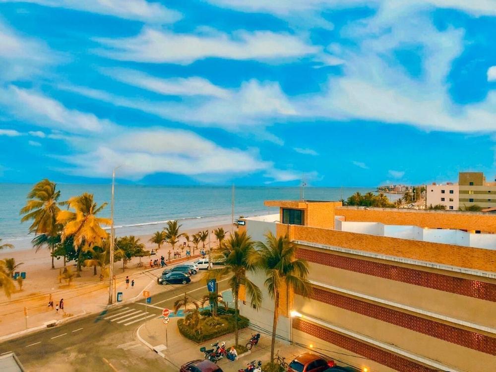 Bessa Beach Hotel