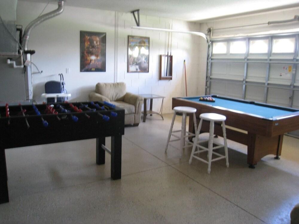 Stunning 4 bed Villa With South Facing Pool and spa With no Immediate Rear Neighbors - 309 Game Room