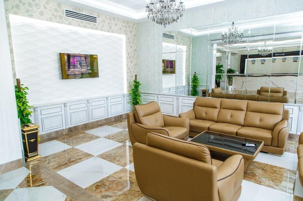 Shedevr Plaza Reception