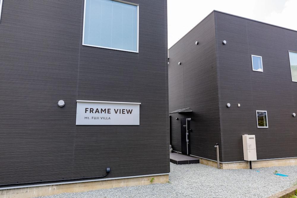 Frame View Mt.Fuji Villa West Exterior detail