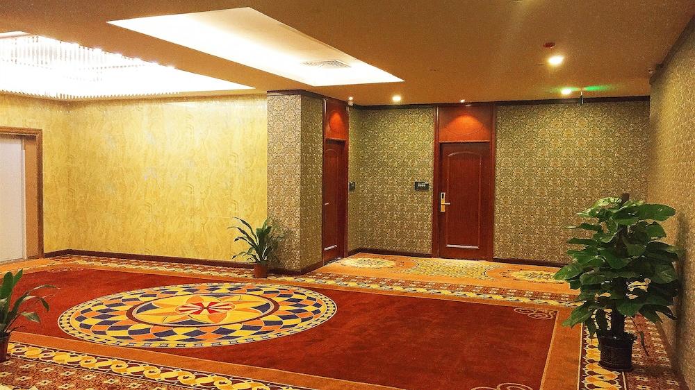 تشينج يو سيلكتيد هوتل جوانجتشو جونيو نانجانج برانش تفاصيل الفندق من الداخل