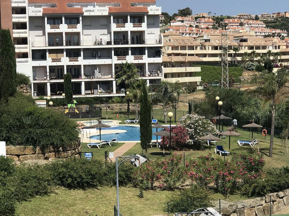 Manilva Playa SPA Resort 2-2 apartment B12F Outdoor Pool
