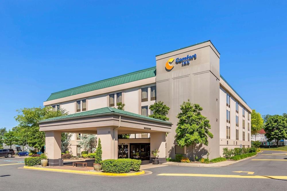 كومفرت إن كوانتيكو