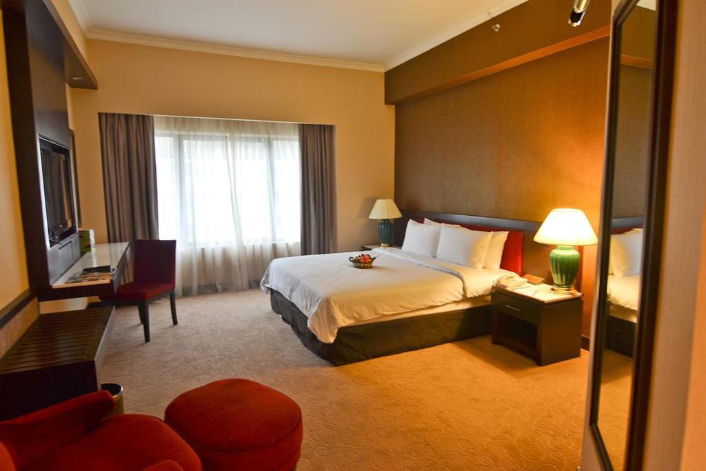 ذا بوتيري باسيفيك جوهور باهرو أخرى