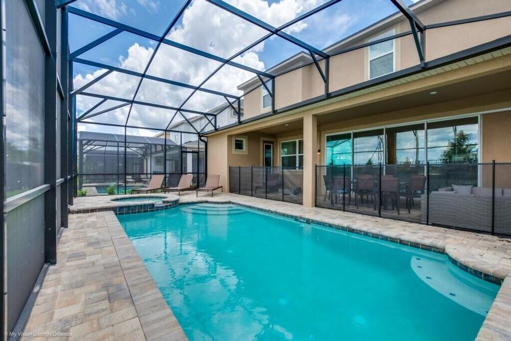 سولارا 9بد 6.5 با فيلا جيمز، بول زحليقة مائية