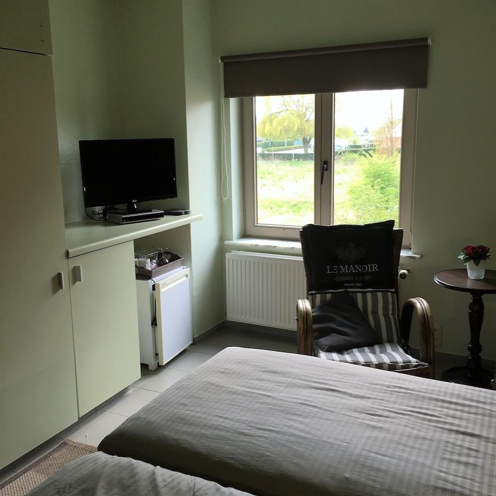 Logies Ternier Room