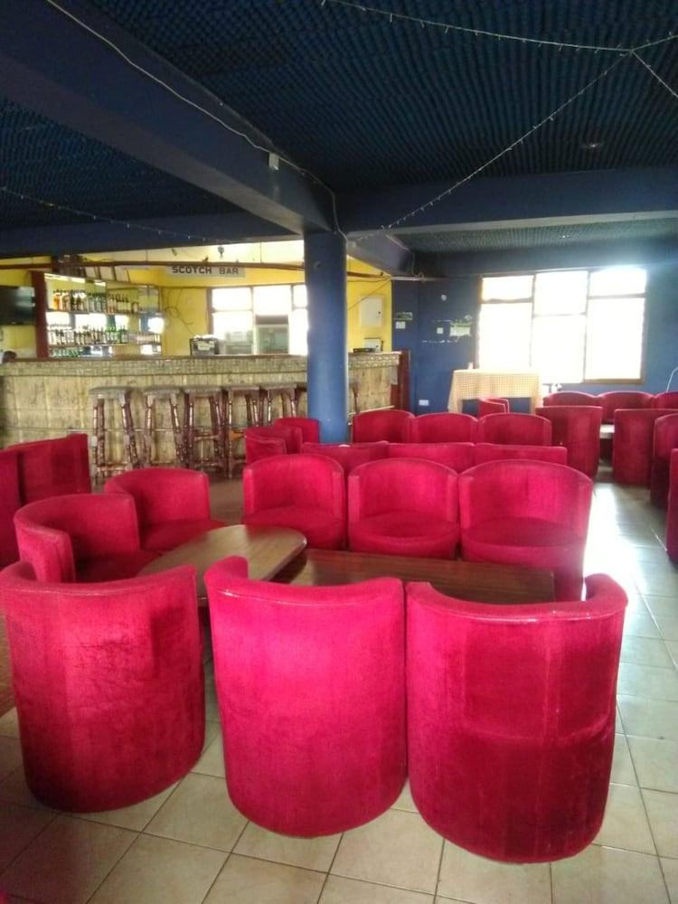 Zebra Resort And Spa Lobby Lounge