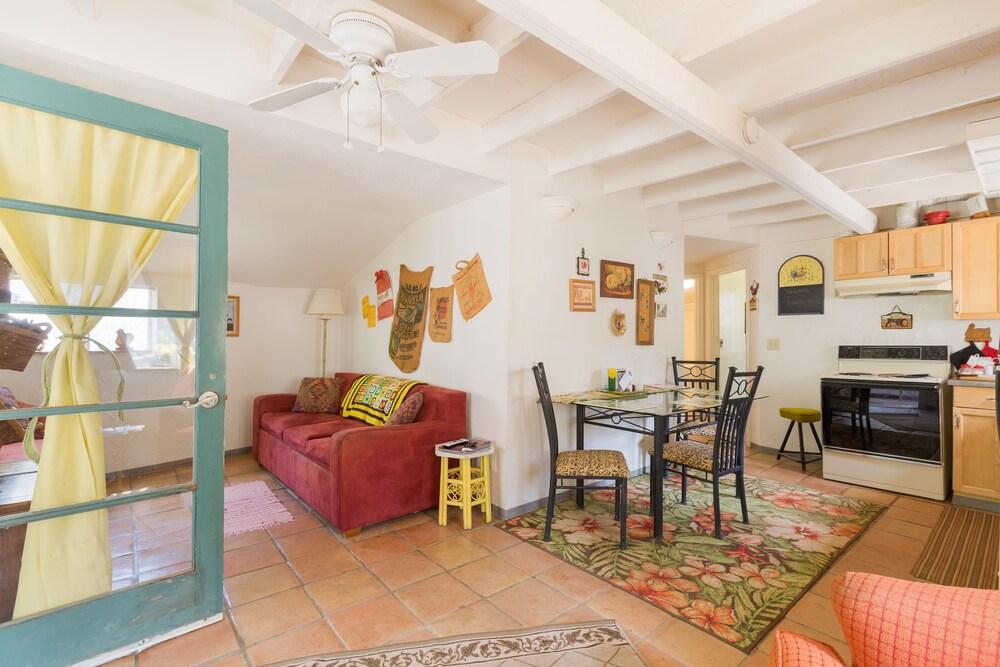 كراون كينج كابينز سويتس آند بنك هاوس غرفة