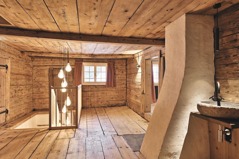 فالد 12 فيريين - أوند سيمينارهاوس داخلي