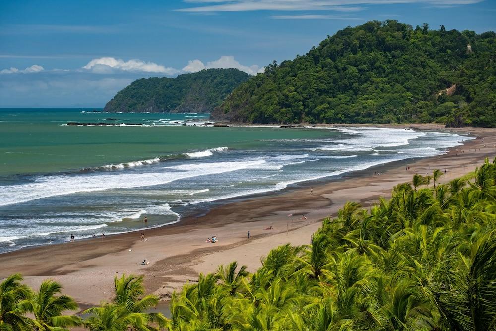 Best in Jaco Diamante del Sol Condos Beach