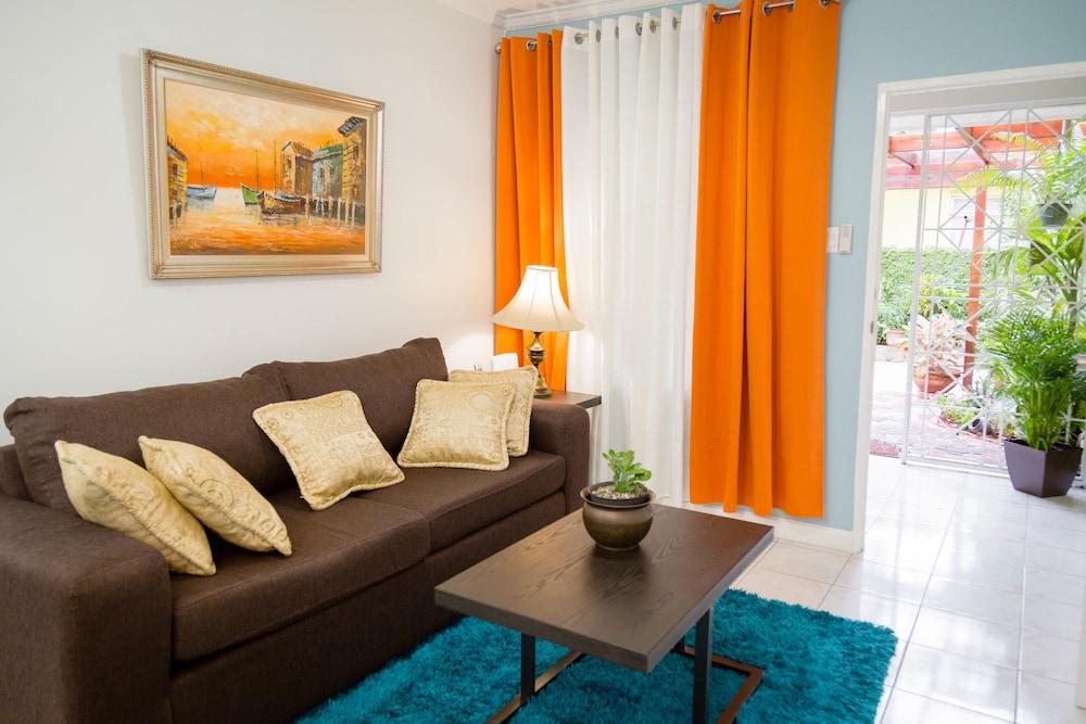 سنترالي لوكيتيد جيست أبارتمنتس 2 غرفة معيشة