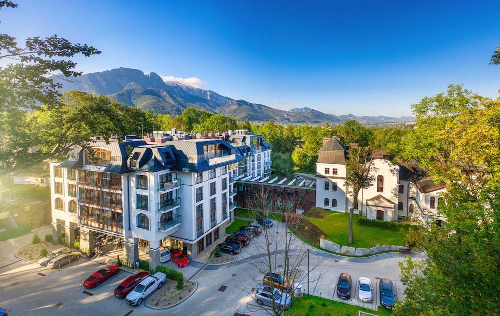 نوسالوي بارك هوتل آند سبا المنطقة الخارجية