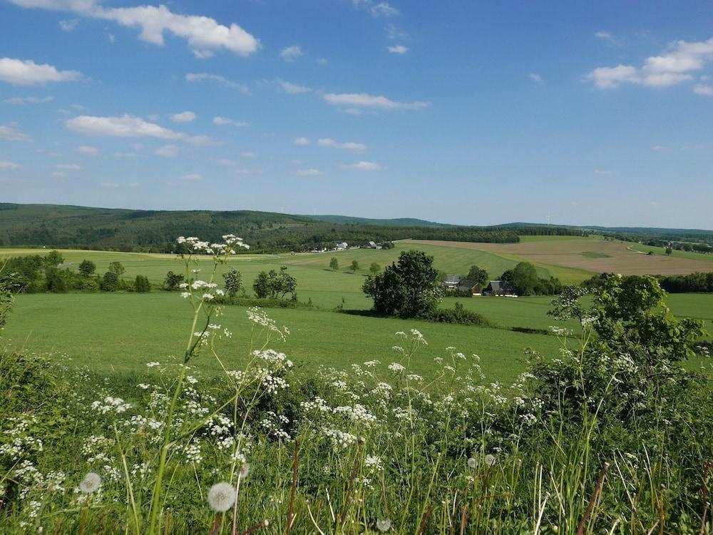 هوتل داخسباوده آند كامباوده منظر من الجو