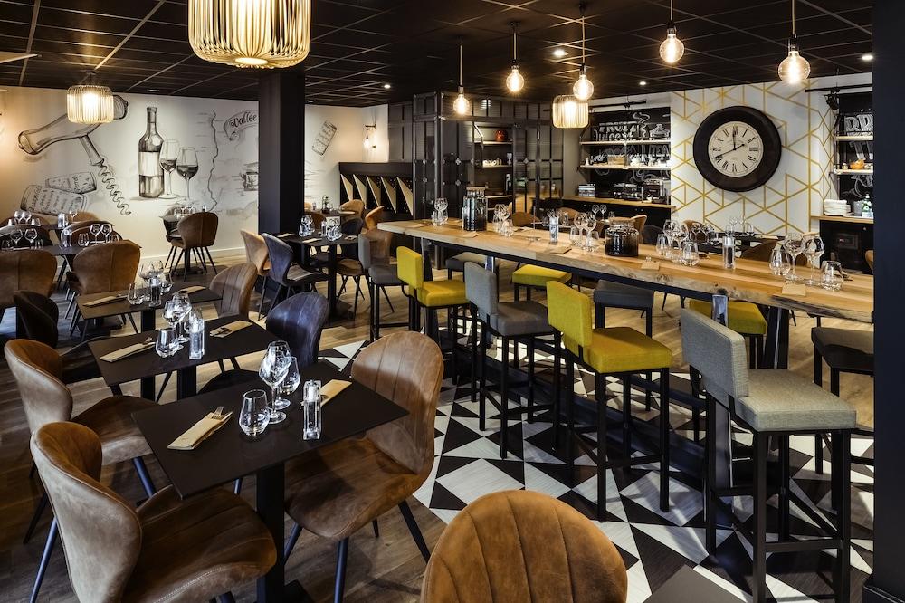 ميركيور ليون إيست تشابوني