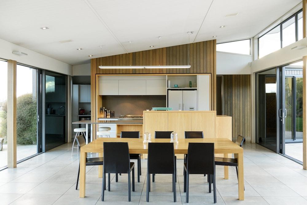 دوناليستر هاوس آت ذا كينلوك كلوب داخلي