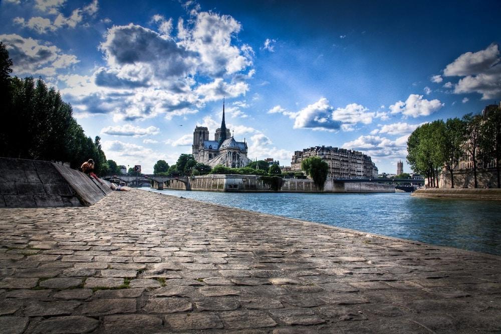 لو لابون بلانك تفاصيل الفندق من الخارج