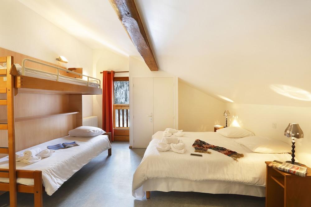 أوتل إليوفا لو جينيبي غرفة