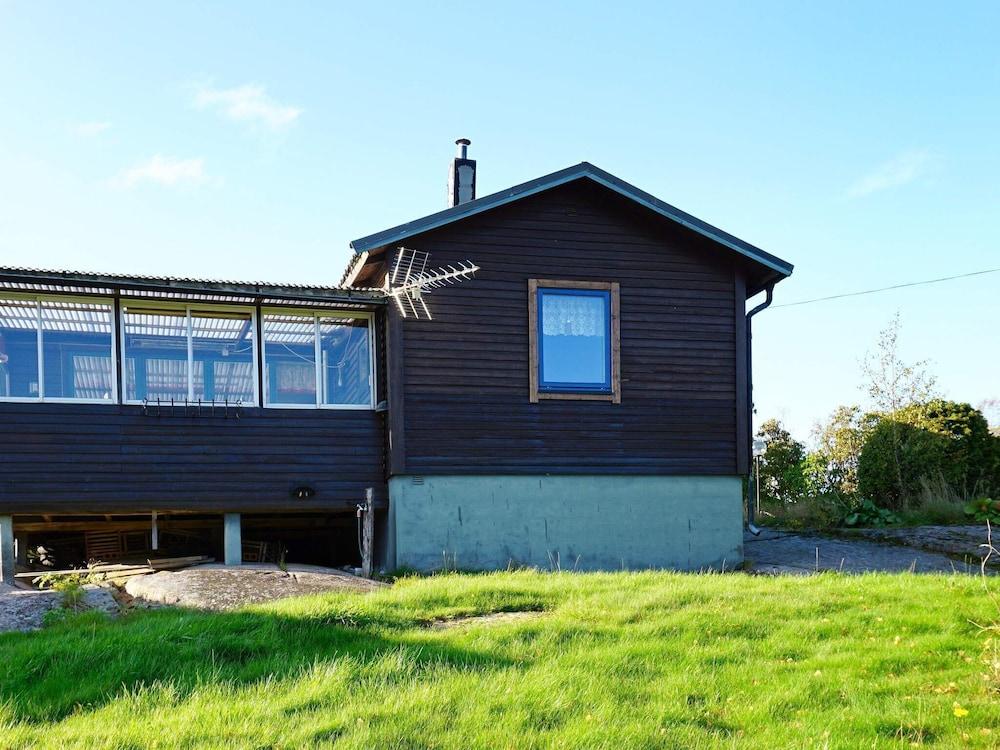 5 Person Holiday Home in Kungshamn