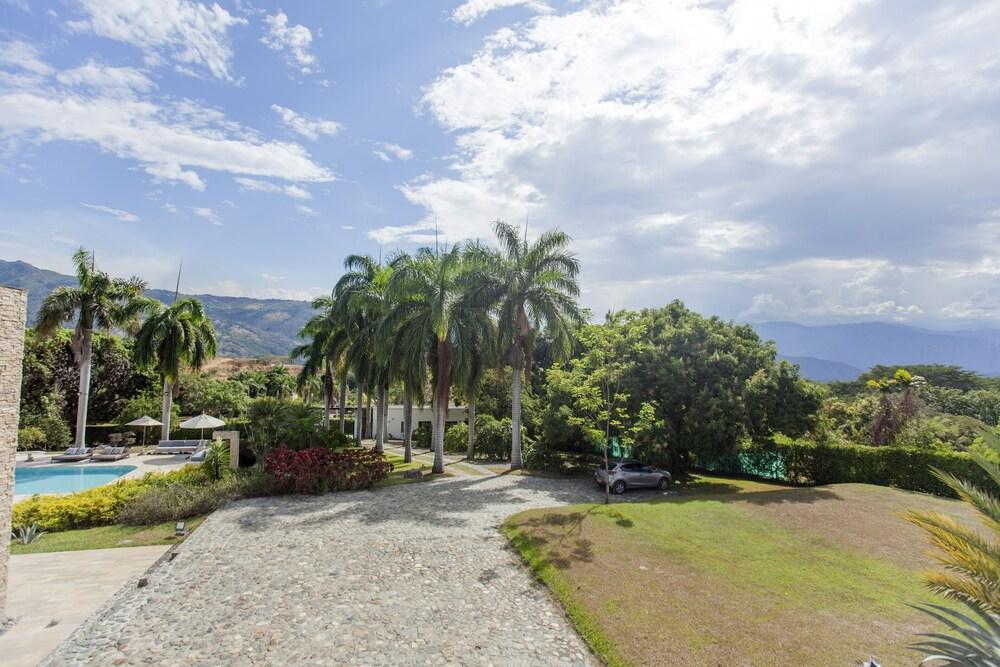 لوكسي فيلا سان جيريونيمو باي نوماد جورو المنطقة الخارجية