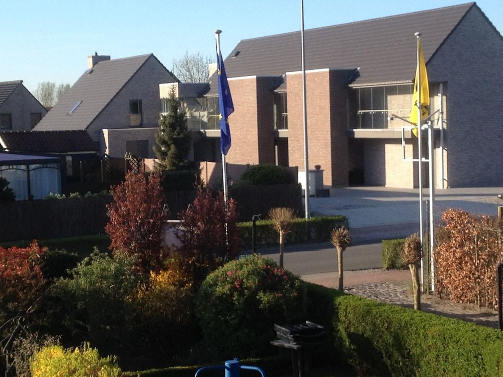 Logies Ternier Exterior