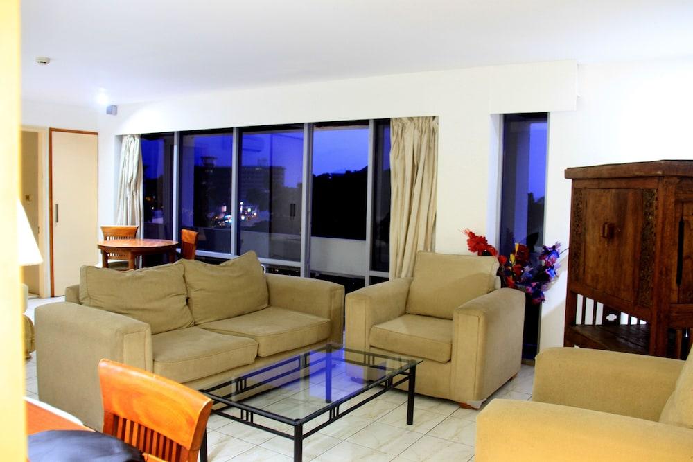 دي فوس أون ذا بارك