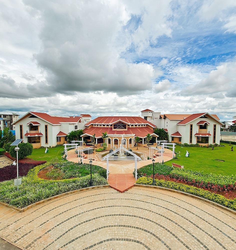 كلاركس إكسوتيكا كونفينشن، ريزورت آند سبا منظر من الجو