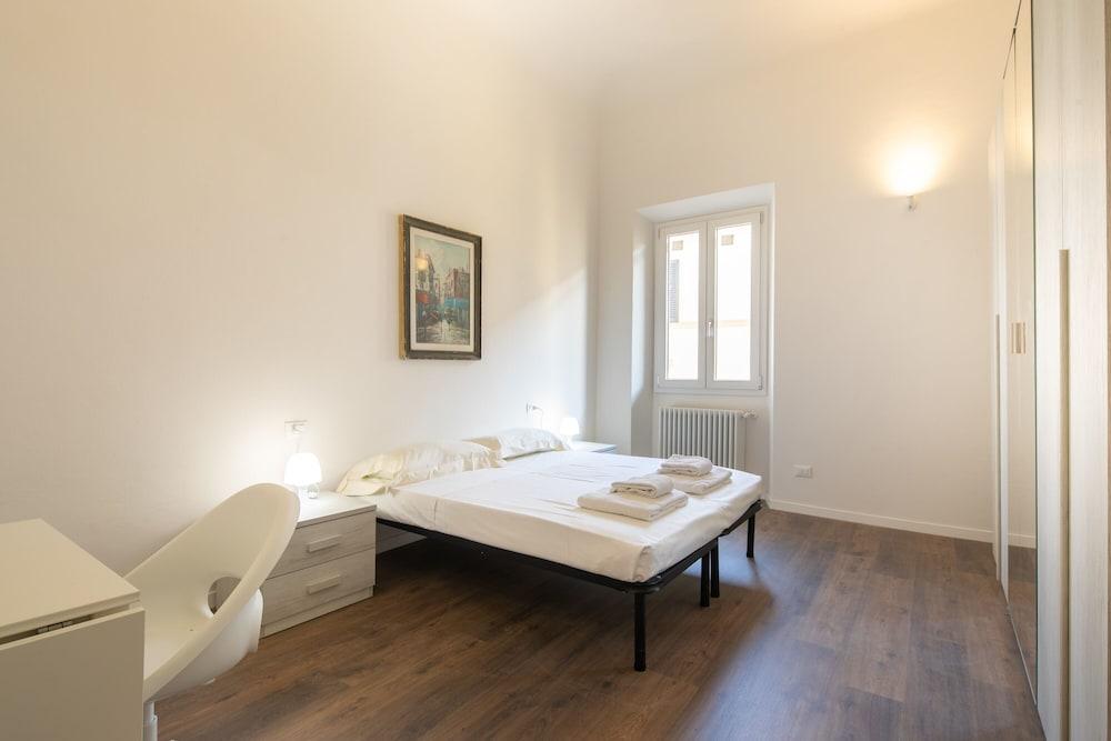 إنديبيندينزا هاوس باي مميجا غرفة