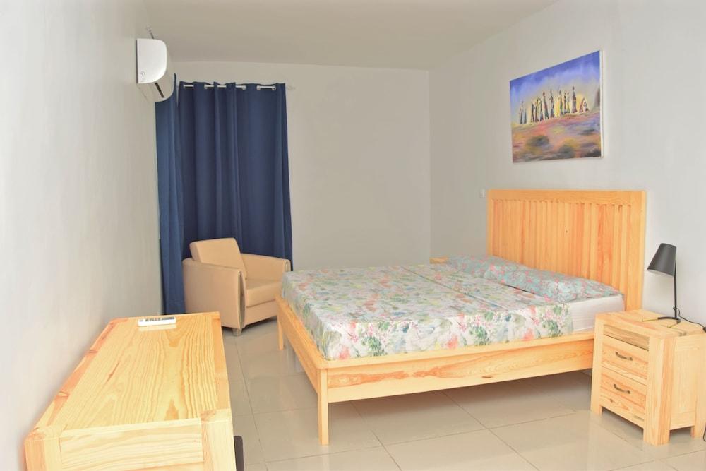 Malom Center Apt 1 Room