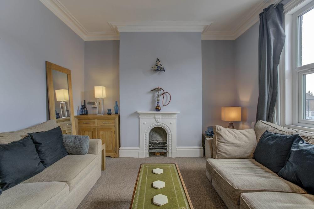 ليفينسهولمي سيلف كاترينج تاون هاوس داخلي