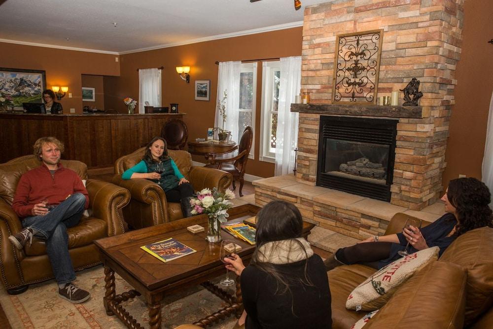 The Inn at Crested Butte Featured Image